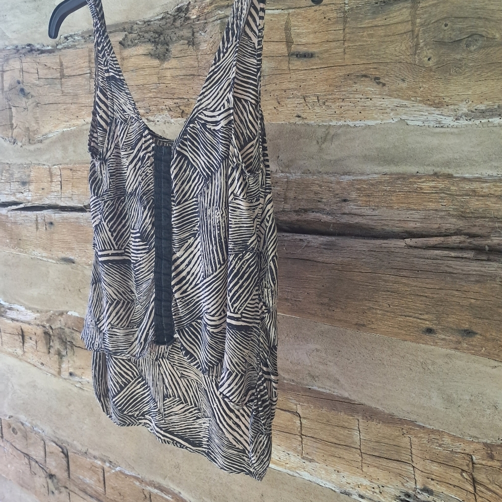 3/$12 Unbranded Tan & Black Striped High Low 100% Silk Tank Top Size Small - Picture 3 of 5